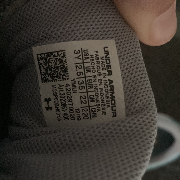 Under armour turquoise light blue sneaker - Picture 3 of 4